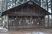 諏訪神社の舞殿