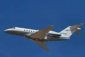 ホーカー 4000の離陸