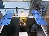 探査機「はやぶさ」（相模原市立博物館 2010年7月30日撮影）