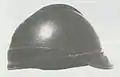 戦車兵用の小型のアドリアンヘルメット