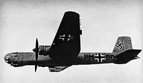 飛行するHe 177V-5 "PM-OD"(1943年撮影)
