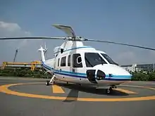 遊覧飛行に就航するS-76C(浦安ヘリポート)