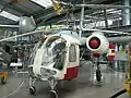 機首後方のモジュールのないKa-26