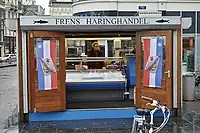 オランダはアムステルダムの Koningsplein のニシン屋台
