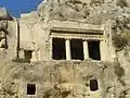古代の洞窟の墓