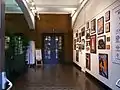 ホール内の資料展示場（2010年2月12日撮影）