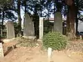 関根金次郎が一万円を寄付したことを記念する碑