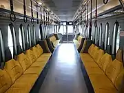 車内