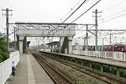 エレベーター設置前のプラットホーム（2008年5月）