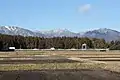 鈴鹿山脈を横目に見る。