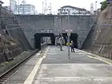 ホームと打上トンネル(2013年1月)