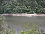 東古屋湖（西荒川ダムのダム湖）