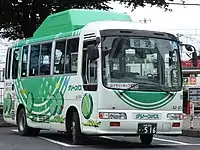 グリーンバスの初代車両（西武バス、A2-874）日野・リエッセ（CNG改造車）