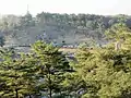 展望台付近から記念塔方向