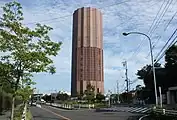 東山換気所(千種区東山元町)。住宅街に立地するため排気ガスが地上に蔓延しないよう対策を取っている。