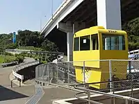 初代すろっぴー（左）・二代目すろっぴー（右）