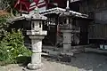 燈籠2（右）と燈籠3