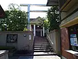 飛行神社（境内の方を眺める）
