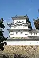 西小天守（南面、右はニの渡櫓、手前の塀は水の五門南方土塀）