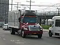 日野自動車が北米で販売するクラス6のHino・258。ボンネット型で、北米以外の地域では販売されていない