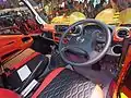 標準キャブ車運転席（デュトロX ダンプ 2016年バージョン）