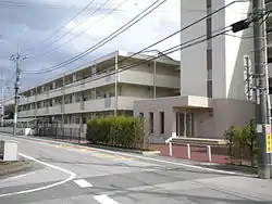 県営西原住宅(日の出2丁目)
