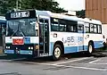 フロントマスク・車体側面を改造した車両の例 （日ノ丸自動車 日野車体 RE100P）