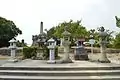 住吉神社（左）と熊野神社（右）