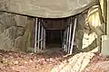 石室内部
