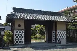 廣間家の門（旧下屋敷中門）