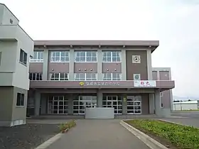 校舎(昇降口付近)
