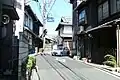G.ここで右折するが、直進すると山中鹿之助首塚や安国寺のある地区に行ける(大型車通行禁止)が、狭い街中を抜ける事になる。