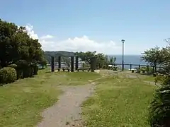 猿舎南側の広場