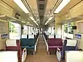 転換クロスシート車内