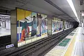 名城線ホームの壁に描かれている絵
