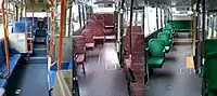 エアロミディME（左）・リエッセ （中・右）車内