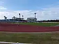 バックスタンドからメインスタンドを見る