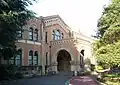 一橋大学 国立キャンパス東本館(旧東京商科大学商学専門部)