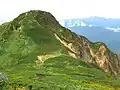 俎嵓から山頂の柴安嵓