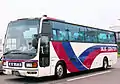 BUS CENTERカラーの貸切バス