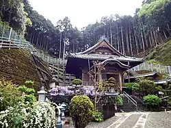 境内