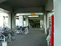 駅出入口(2007年5月)