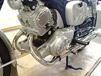 ホンダ・CB92の　360度クランク直列2気筒エンジン