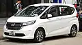 フリード EX・Honda SENSING（2016年9月販売型）