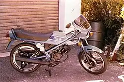 MB50 輸出仕様タンデムステップに注意