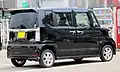 N-BOX カスタムG・Lパッケージ後面（初期型）