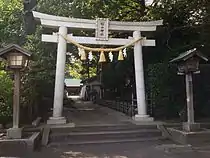 正面(南東側)の鳥居
