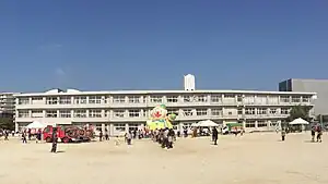 豊府小学校 校舎