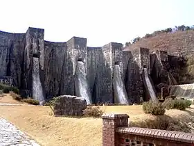 豊稔池ダム