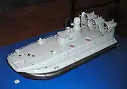 ポモルニク型エアクッション揚陸艦(模型)